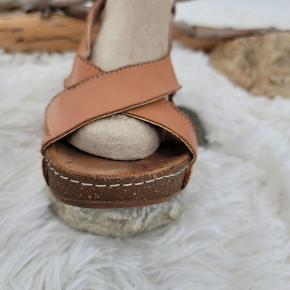 Lemon n lime cork bottom comfort sandals - Picture 6 of 11